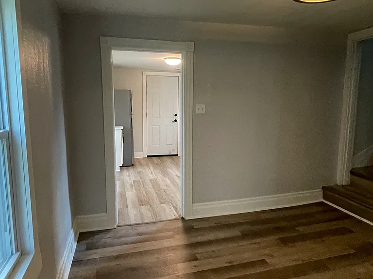 7526 Dickson St — Photo 27