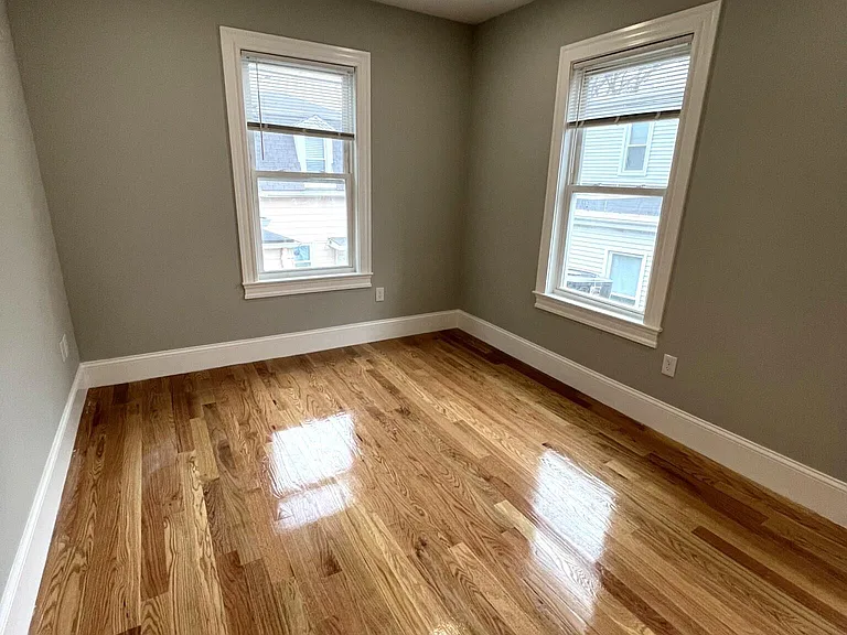 73 Pearl St #1 — Photo 15