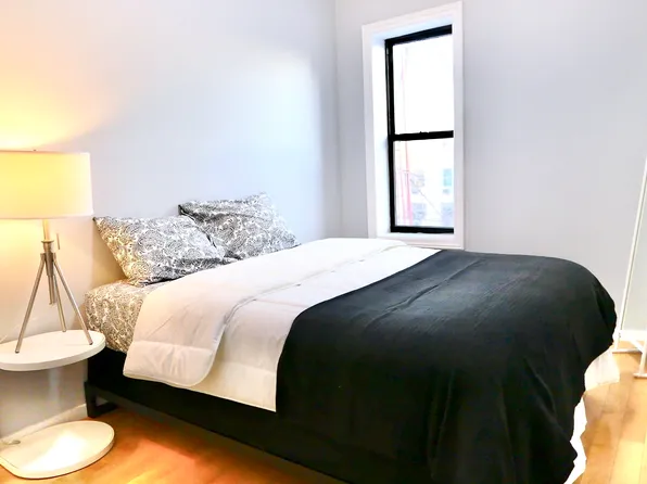 1558 Saint Mark's Avenue image 7 of 27