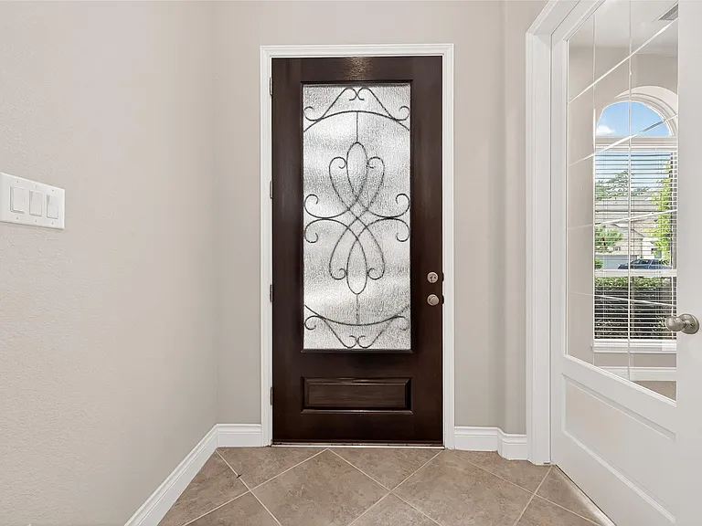 27128 Allenby Park Dr — Photo 4