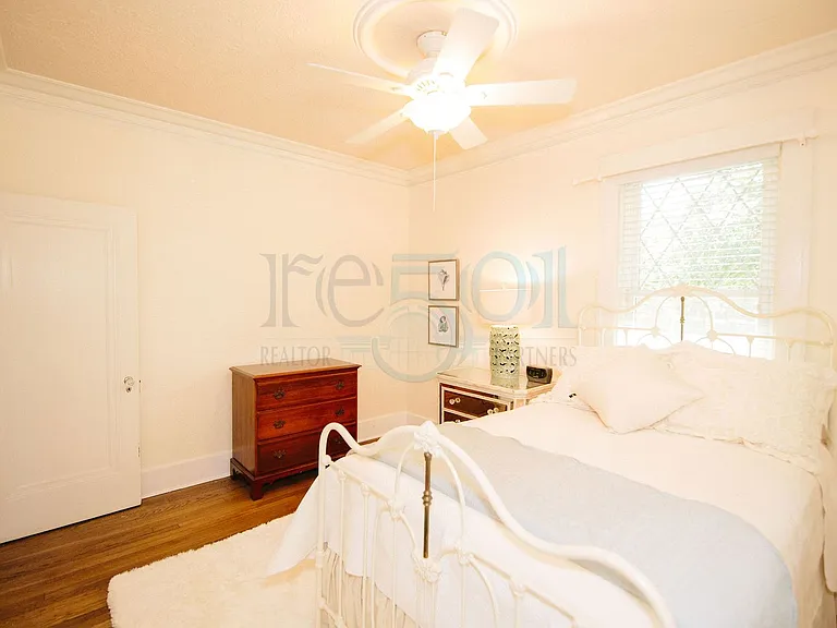 1508 Kavanaugh Blvd — Photo 23