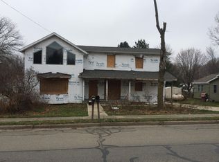 14038 S 42nd St, Fulton, MI 49052