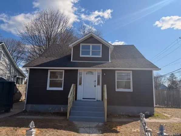 173 Ferndale Boulevard, Islip, NY 11751