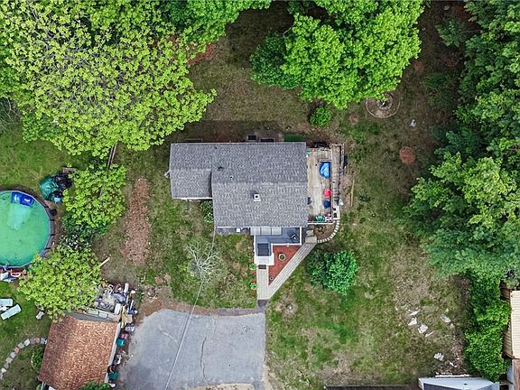 5th image of 1842 Mendon Rd