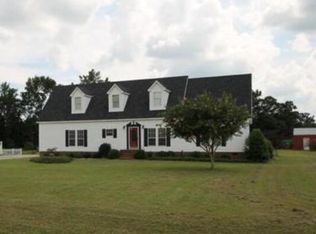 300 Corey Trl, Snow Hill, NC 28580