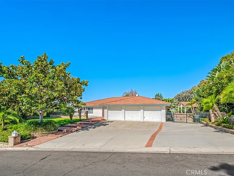 26571 Dapple Grey Dr — Photo 4