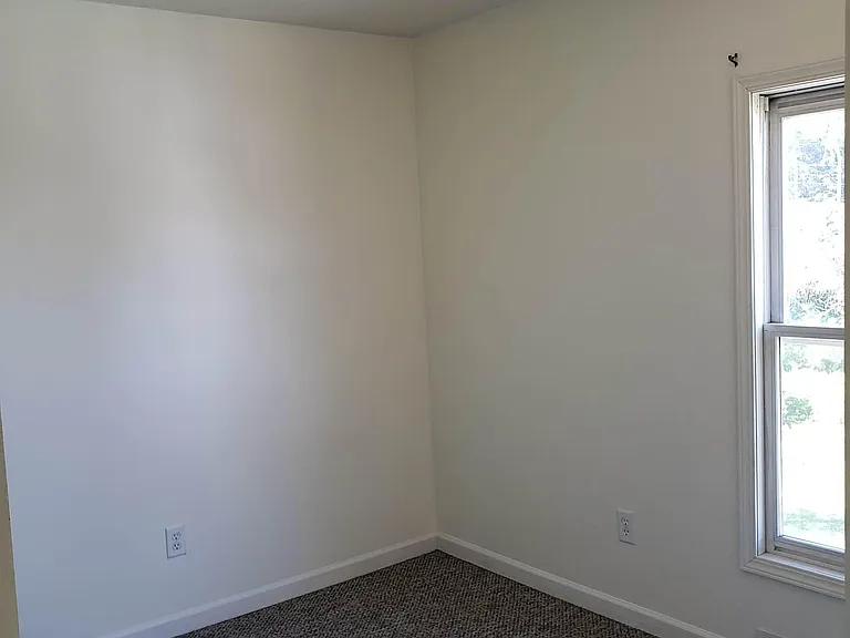 918 Seymour St — Photo 12