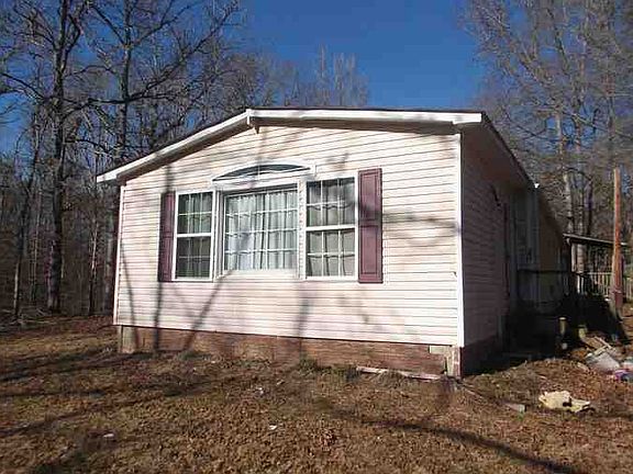 5th image of 841 Pemberton St