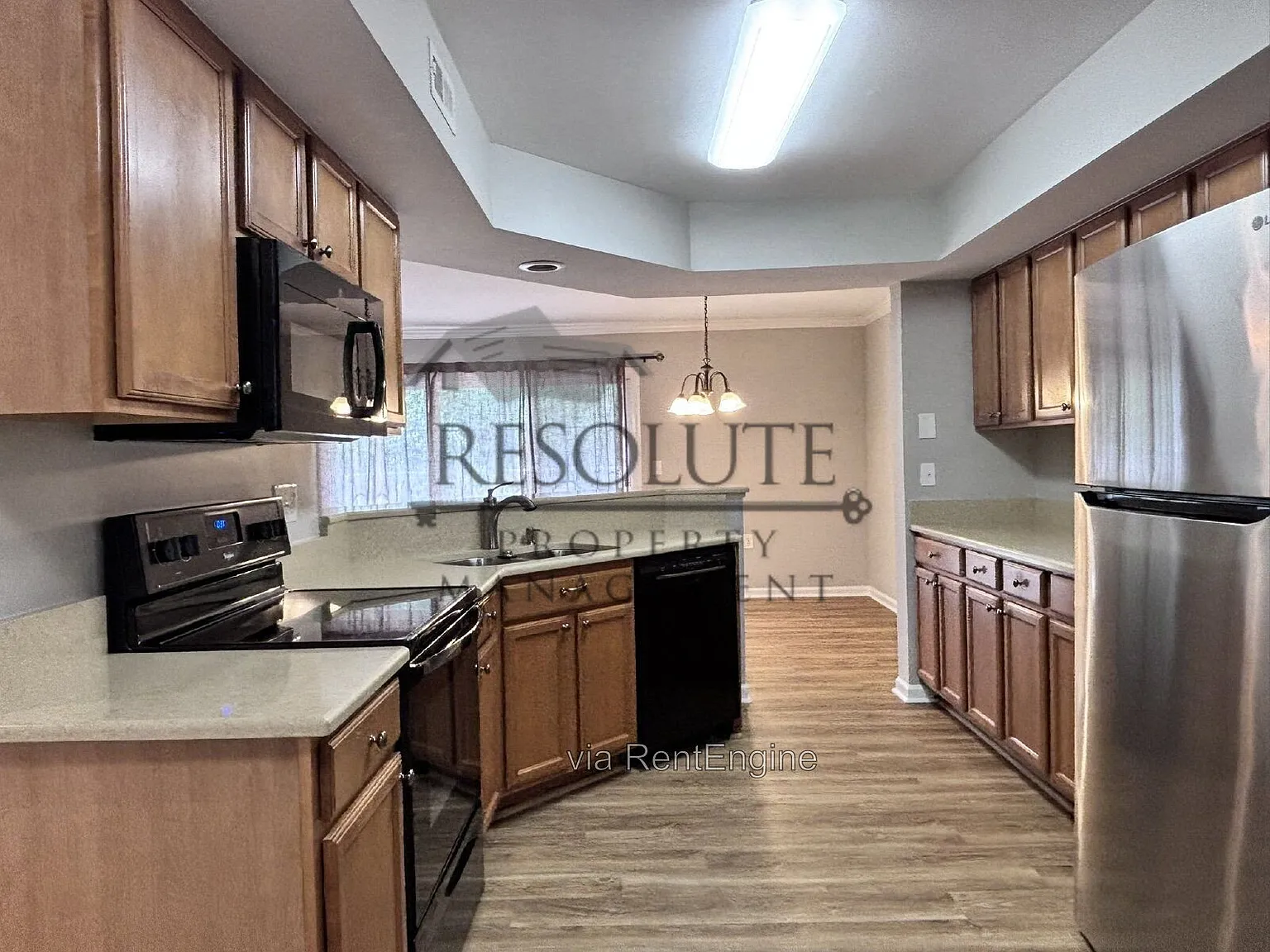 3 bed, 2.5 bath, 1408 sqft, $1,895 — Photo 3