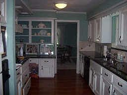 4th image of 12207 Oak Park Dr