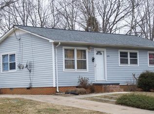 1415 E Sedgefield Dr, Winston Salem, NC 27107
