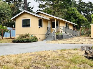 845 Grove Acre Ave, Pacific Grove, CA 93950