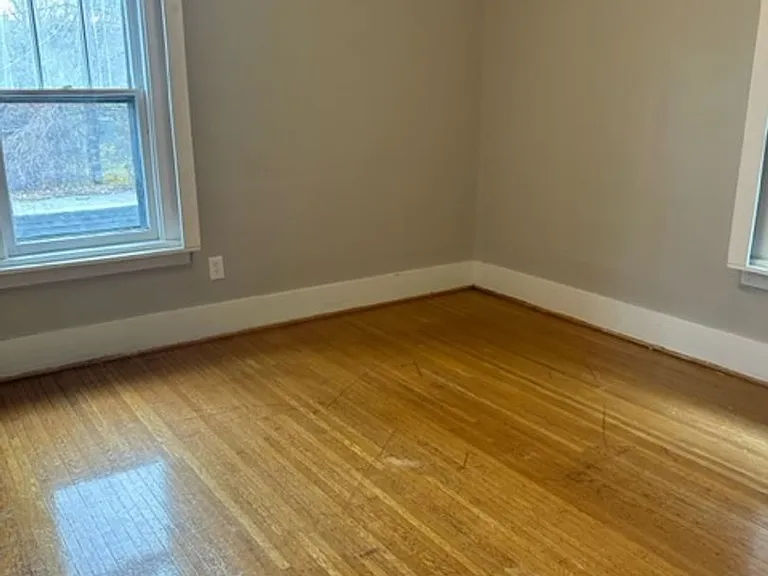 37 Vick Park #B — Photo 11