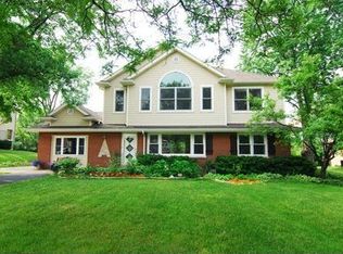 415 Traube Ave, Clarendon Hills, IL 60514