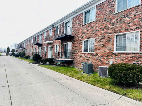 39441 Van Dyke Ave, Sterling Heights, MI 48313