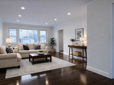 (Undisclosed Address), New Hyde Park, NY, 11040