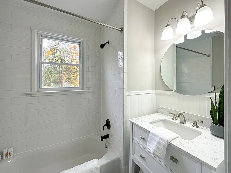 322 Florence Ave #A — Photo 5