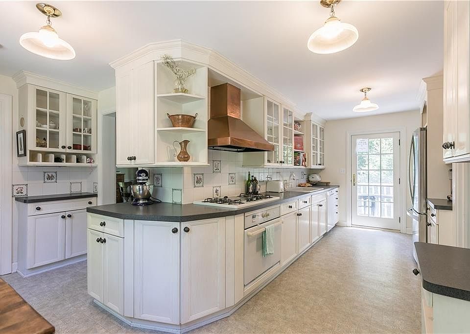 462 Thornell Rd, Pittsford, NY 14534 Zillow
