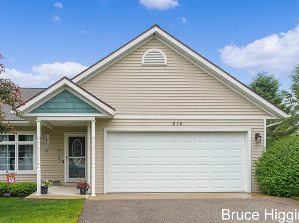 614 Oriole Ct #7, Middleville, MI 49333