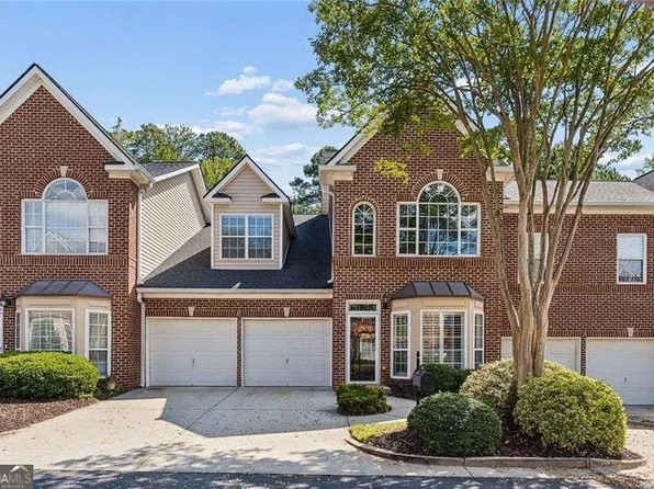 8006 Lexington Dr, Roswell, GA 30075