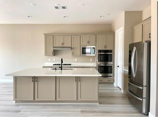 711 Cadence View Way, Henderson, NV 89011