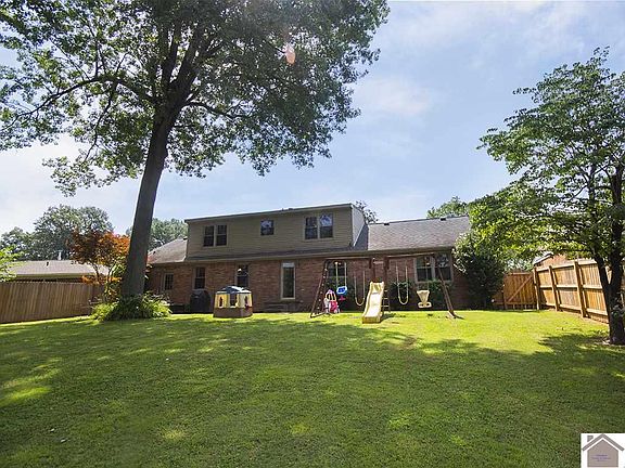 5th image of 4061 Court Ave
