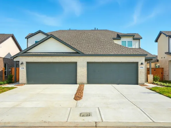 1797 N Peach Creek Dr, Dayton, TX 77535