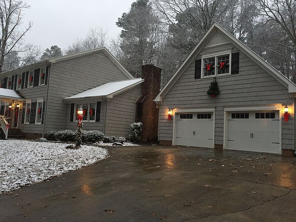 2nd image of 114 Laurston Ct