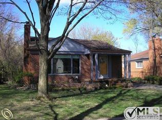 15548 Kirkshire Ave, Beverly Hills, MI 48025