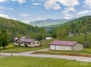 281 Curtis Creek Rd, Candler, NC 28715