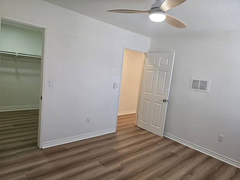 18651 Libra Cir — Photo 17