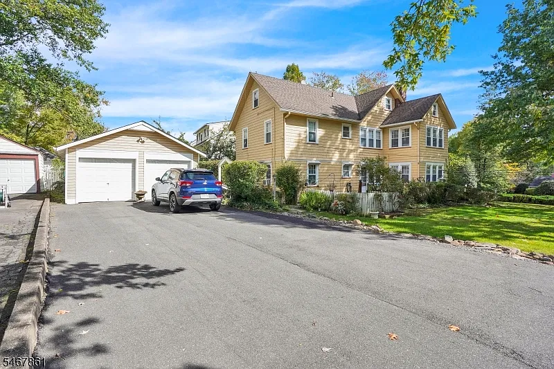 5 bed, 2.0 bath, $4,800 — Photo 4