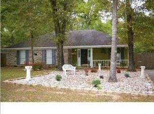 8750 Whittington Dr, Mobile, AL 36695
