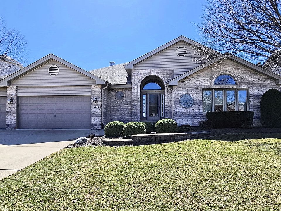 1st image of 1459 Hillcrest Ln