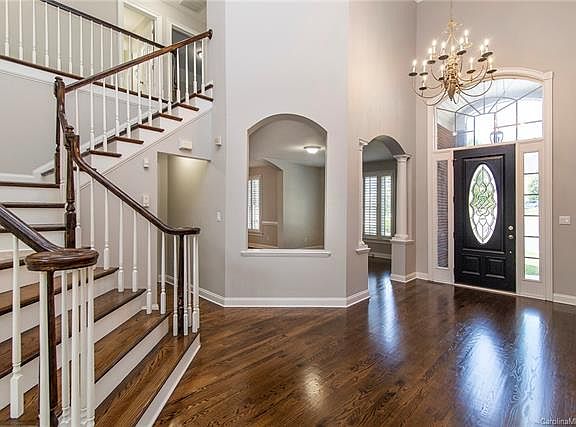 3rd image of 8106 Anzack Ln