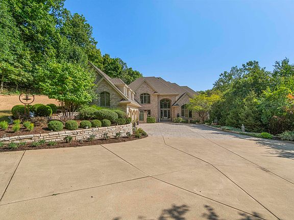 5th image of 200 W Ravinwoods Rd
