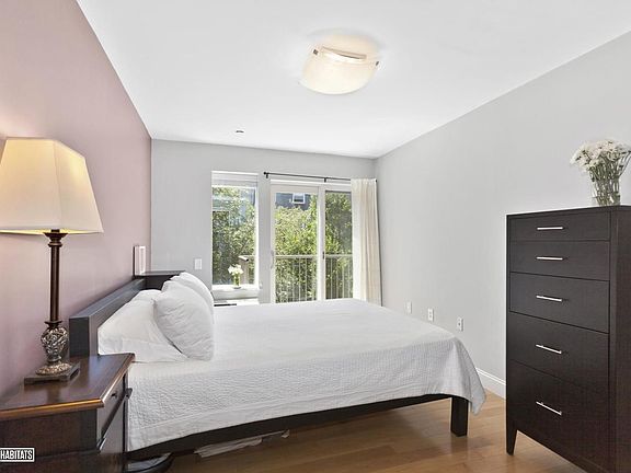 3rd image of 222 Park Pl APT 3B