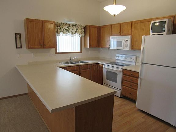 3rd image of 3511 29th Ave S