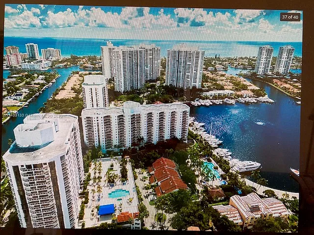 3600 Yacht Club Dr #703 — Photo 4