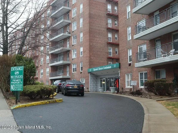 55 Austin Pl APT 7K, Staten Island, NY 10304