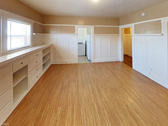 5th image of 546 Georgia St APT 105