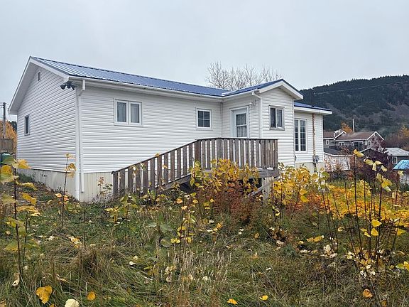 3rd image of 23A Foster-Ward Road
