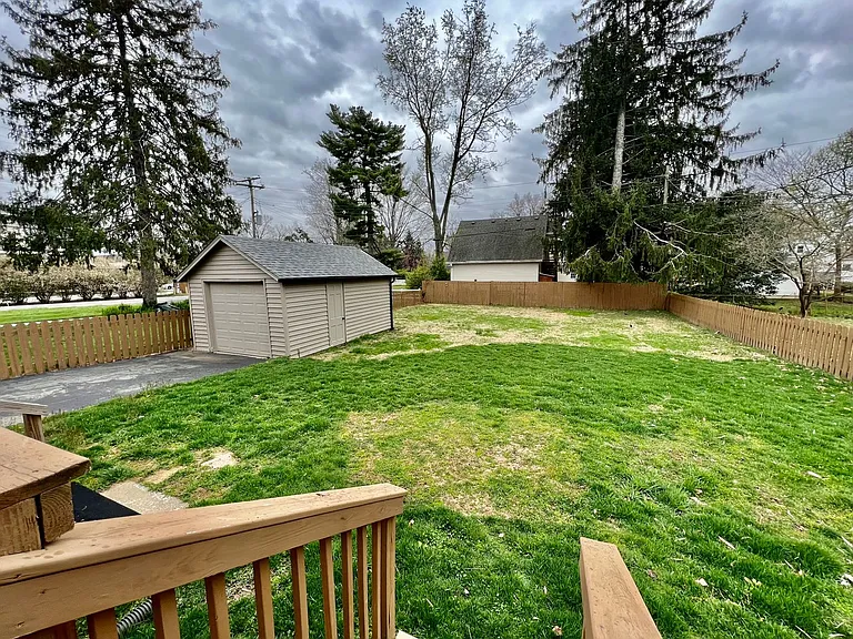 3922 Grandview Ave — Photo 9