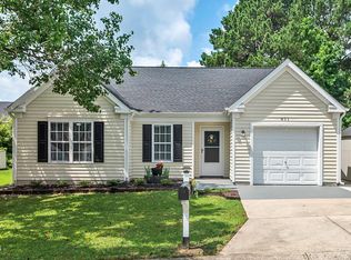 611 Quartz Dr, Durham, NC 27703