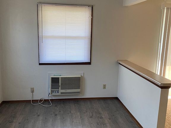2nd image of 1127 N 116th St #4