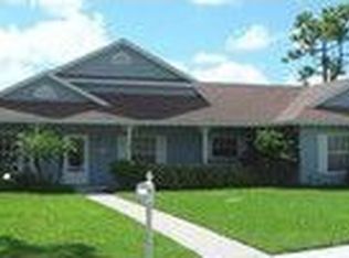 318 Country Club Dr, Naples, FL 34110