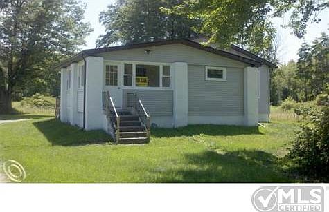 2nd image of 3613 Krafft Rd
