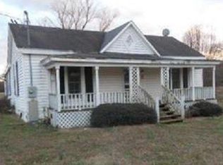 9235 Lefty Rd, Kenly, NC 27542