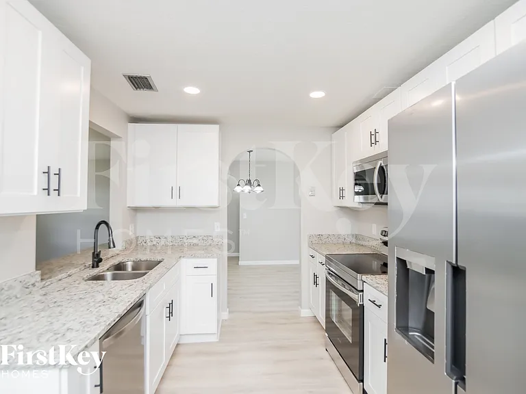 1377 Prum Ave NW — Photo 6