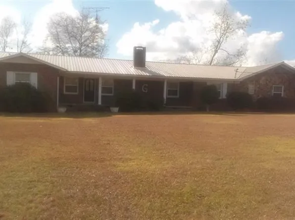 880 Metcalf St, Cottonwood, AL 36320